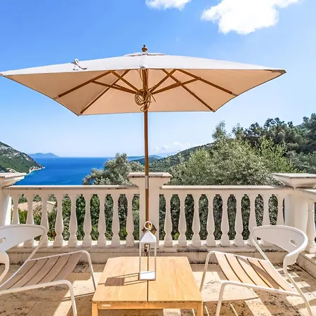 Kronos Estate Lefkada - 5 Star Luxury Mikros Gialos
