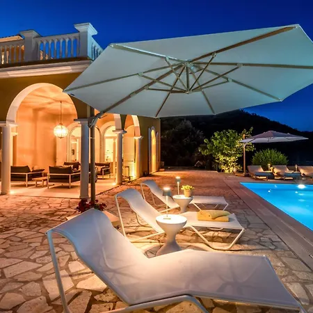 Villa Kronos Estate Lefkada - 5 Star Luxury Mikros Gialos